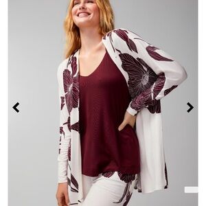 Soma Cool Nights Wrap Size Medium Lightweight Comfortable Cool Cardigan Lounge